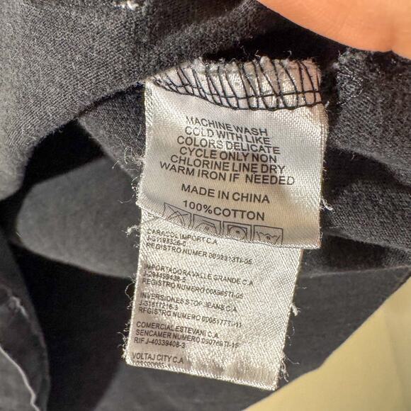 STUD Clothing “RAISE DNGR” Winged Skeleton T-Shirt | Gothic Patch Graphic Tee (S - Picture 7 of 7